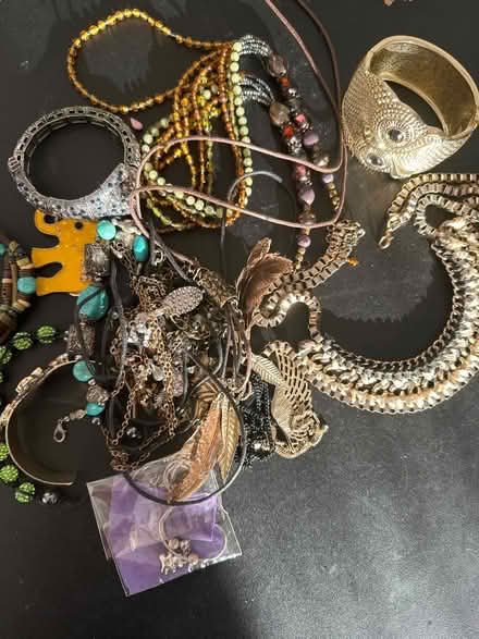 Photo of free Mix of accessories (N14 4TP oakwood) #1