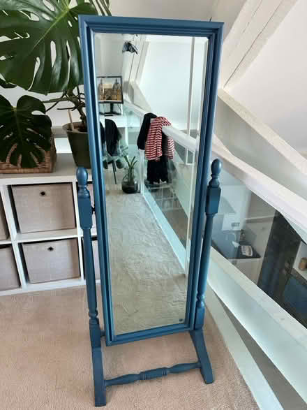 Photo of free Tilting Mirror (BS23) #1