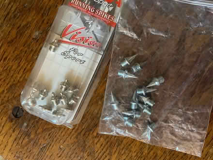 Photo of free running spikes (Penylan CF23) #2