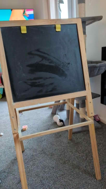 Photo of free Black/white board (WS10) #1