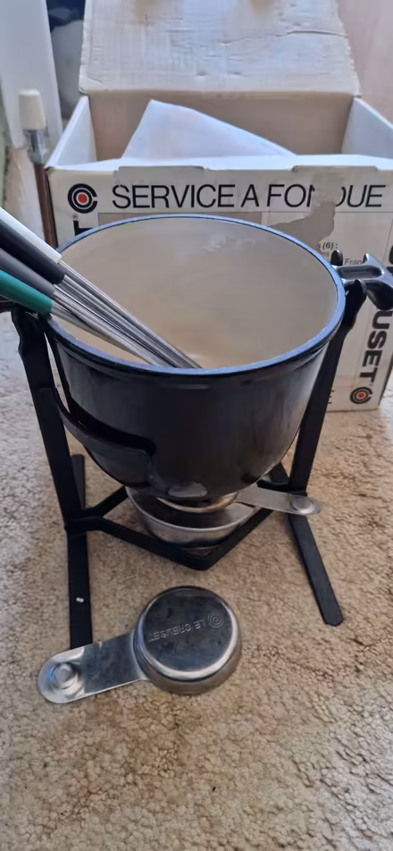Photo of free Le creuset fondue set (Northcourt OX14) #1