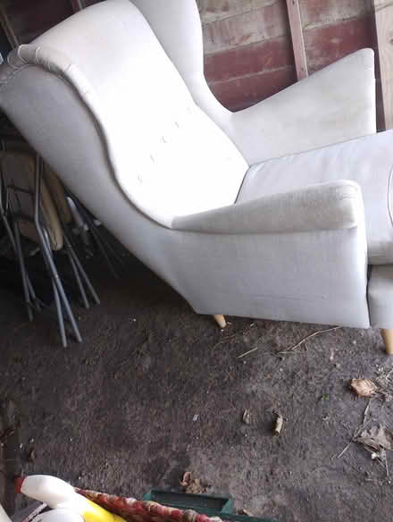 Photo of free Arm chair (Bs374lh) #1