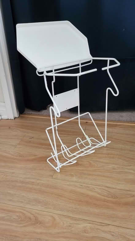 Photo of free Kitchen garbage frame with lid (Hintonburg) #1