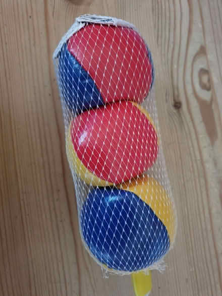 Photo of free Juggling balls (Radford Semele CV31) #1