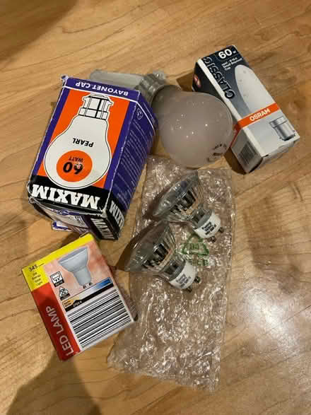 Photo of free Light bulbs (HP1) #1