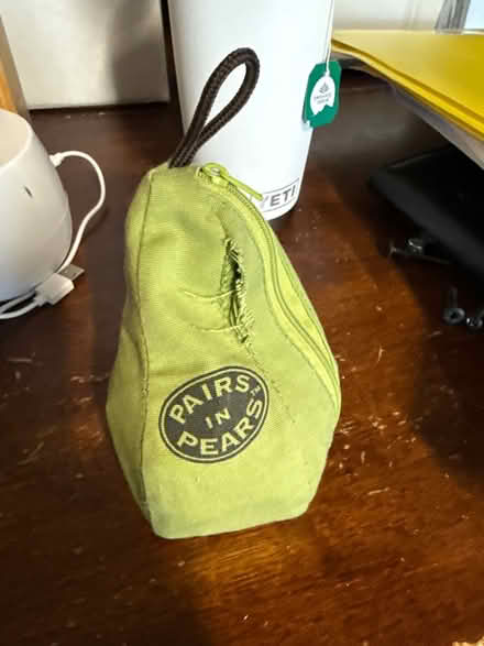Photo of free Pairs in pears game (Blaney and Bollinger) #1
