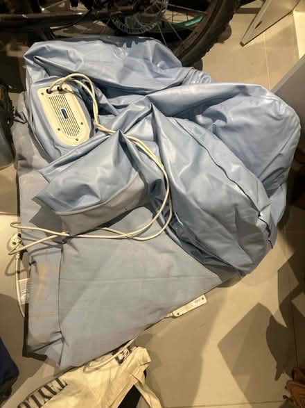 Photo of free Blow up double bed (Beckenham, Kent) #1