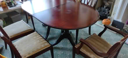 Photo of free extendable mahogany coloured table and 6 chairs (Norton Lees S8) #4