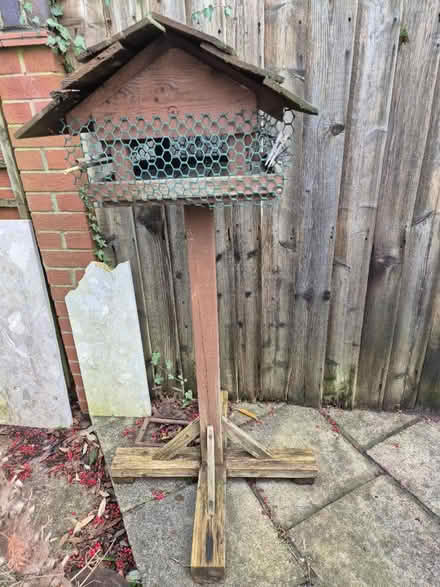 Photo of free Bird table (Rufford. L40) #2
