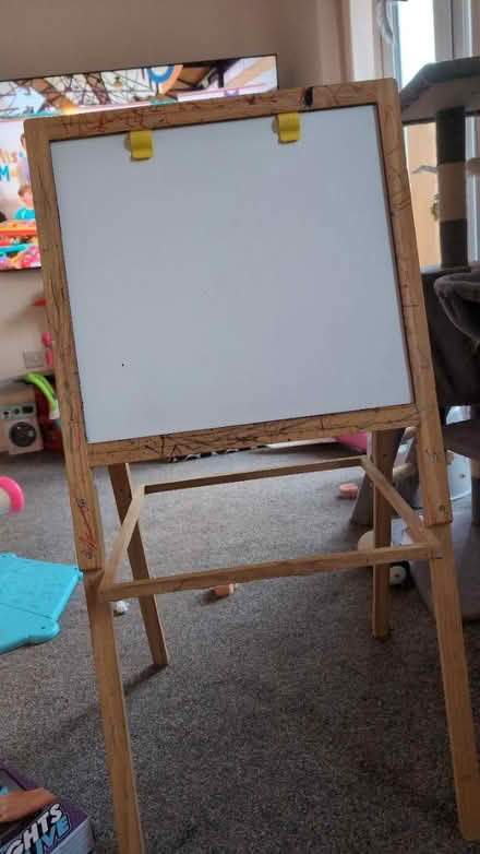 Photo of free Black/white board (WS10) #2
