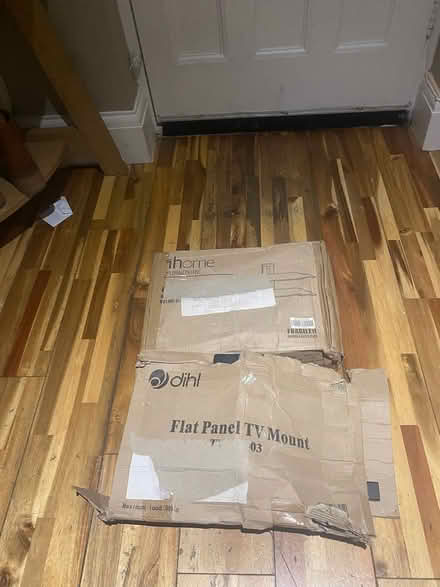 Photo of free Tv mount up to 20inc (I think) (Hither Green) #1
