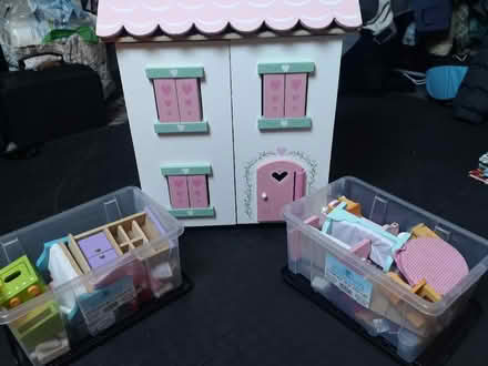 Photo of free Doll house (Hallgarth LA9) #1