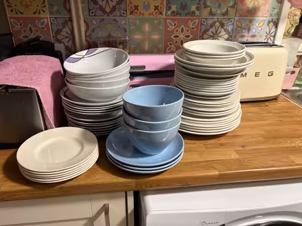 Photo of free Dinner plates and bowls (Patcham) #1