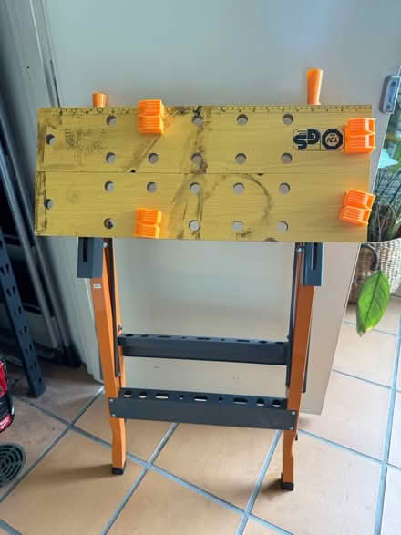 Photo of free Folding workbench (Pyrmont) #1