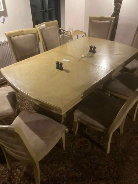Photo of free Extendable dining table and chairs (HR6 Yarpole) #1