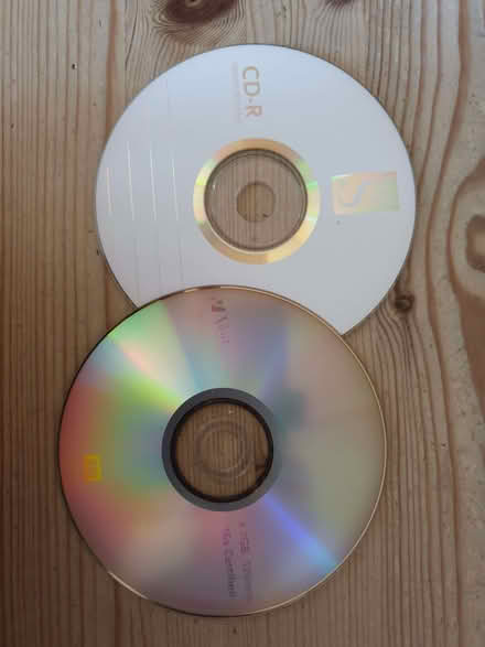 Photo of free CD-R and DVD-RW discs (Radford Semele CV31) #1