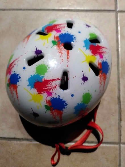 Photo of free Child's helmet (Ecclesall, S11) #1