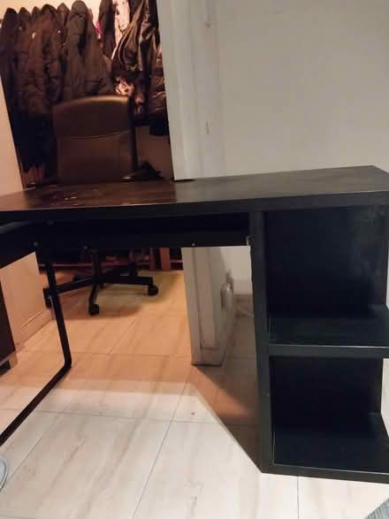 Photo of free Table (West Thamesmead) #2