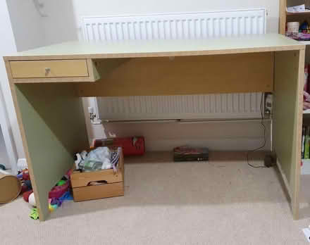 Photo of free Solid desk (Nork by Banstead station) #3