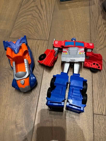 Photo of free Dinosaur and transformer toys (SE26) #1