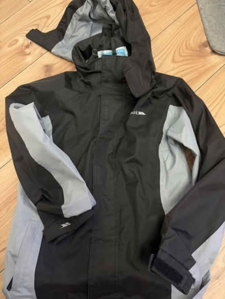 Photo of free Age 9-10 trespass rain jacket (Grays RM17) #1