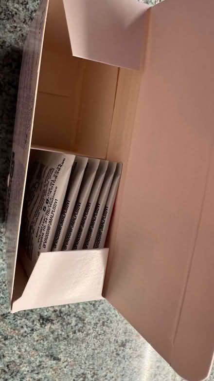 Photo of free New (W4) #2