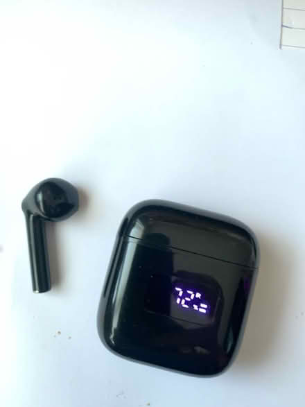 Photo of free Wireless earbuds (GU12) #1