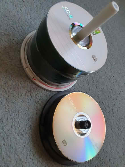 Photo of free CD-R and DVD-RW discs (Radford Semele CV31) #2