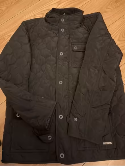 Photo of free Age 11-12 mid-weight jacket (Grays RM17) #1