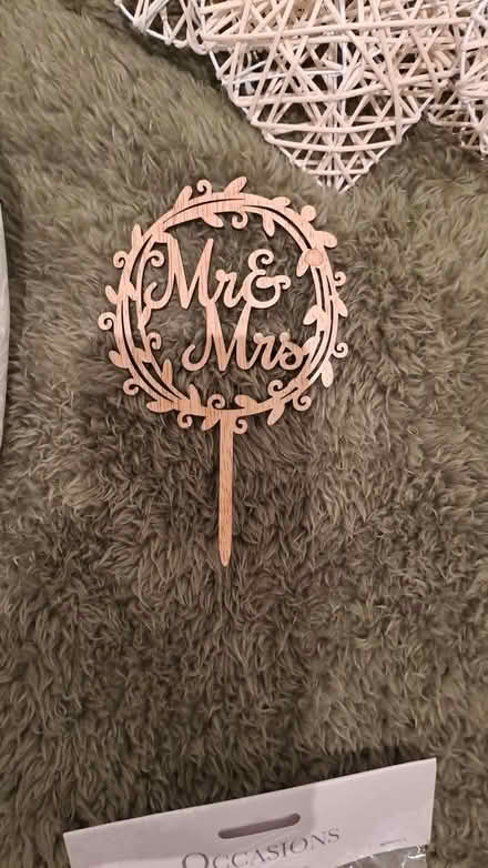 Photo of free Wedding cake topper (RH12) #1