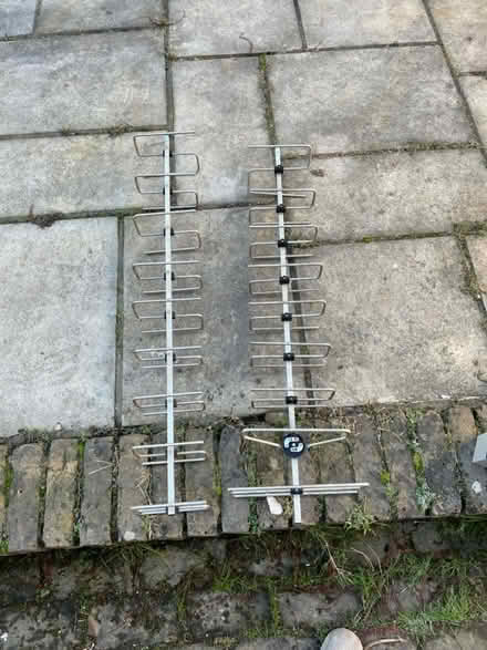 Photo of free Metal frames - TV Antennas (SW15) #2