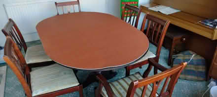 Photo of free extendable mahogany coloured table and 6 chairs (Norton Lees S8) #1