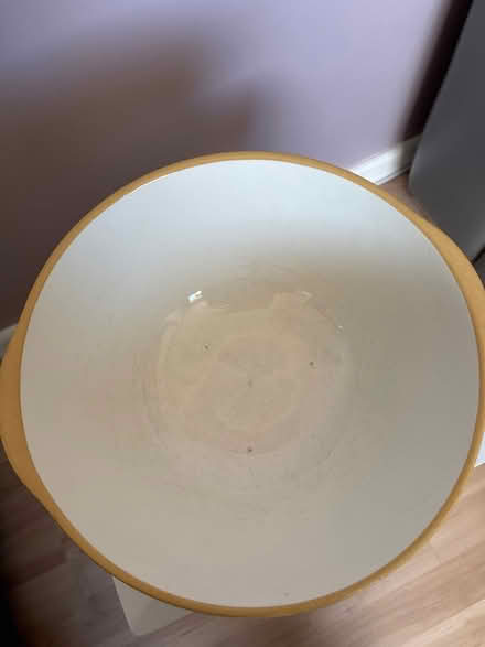 Photo of free Large mixing bowl (Ampthill) #1