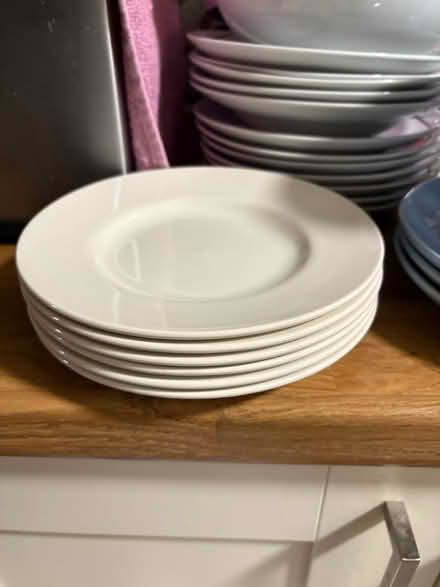 Photo of free Dinner plates and bowls (Patcham) #4