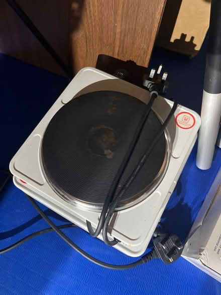 Photo of free 2 x single electric hobs (Islington N1) #1