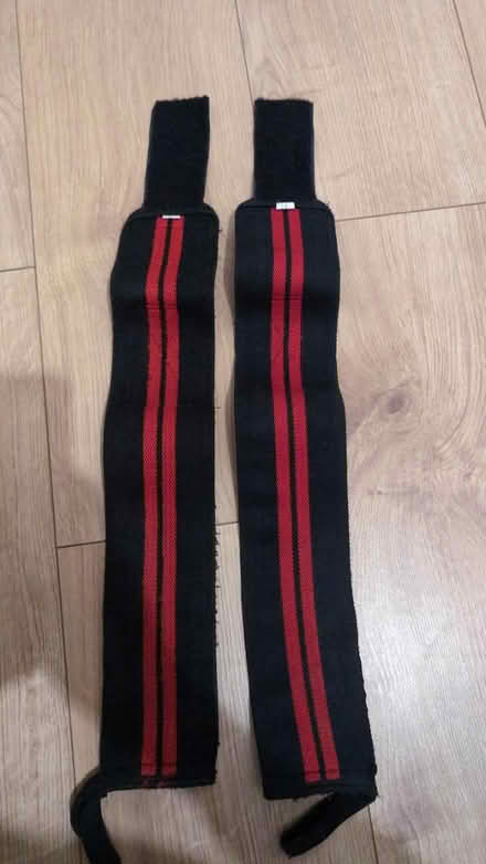Photo of free Lifting wraps (RG1, reading) #2