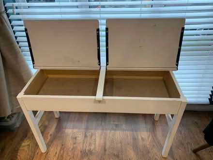 Photo of free Vintage desk (WD6) #1