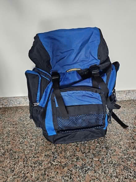 Photo of free Hiking Bag (Bukit Panjang) #1