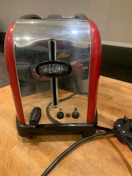 Photo of free Toaster (Wisewood S6) #2