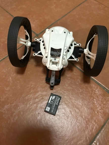 Photo of free Parrot Tumbling Minidrone (Borehamwood WD6) #1