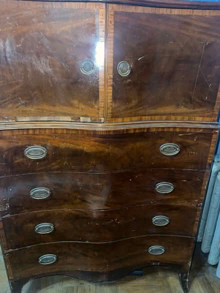 Photo of free Wood Dresser (Bronx) #1