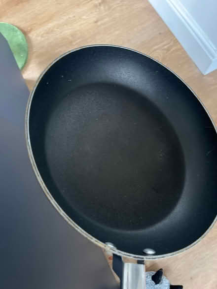 Photo of free Non stick frying pan (CR8) #1