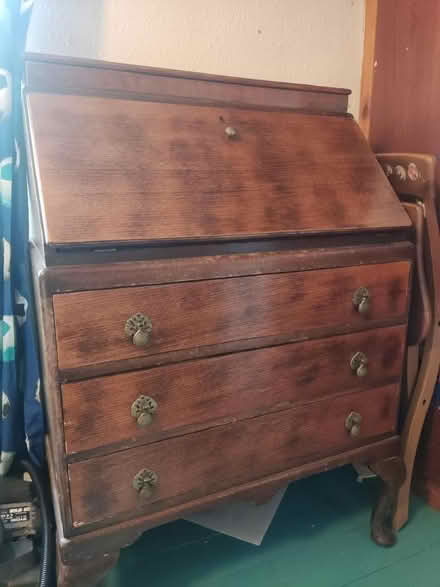 Photo of free Bureau (Tansley DE4) #1