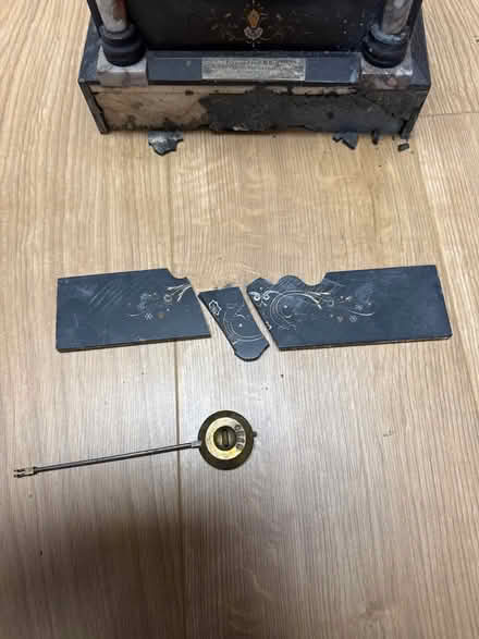 Photo of free Vintage clock - needs repairing (HP1) #2