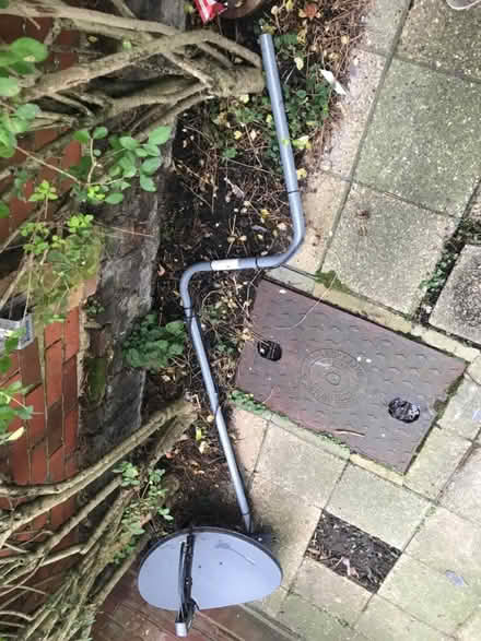 Photo of free Pole (scrap metal / satellite dish) (Leytonstone) #1