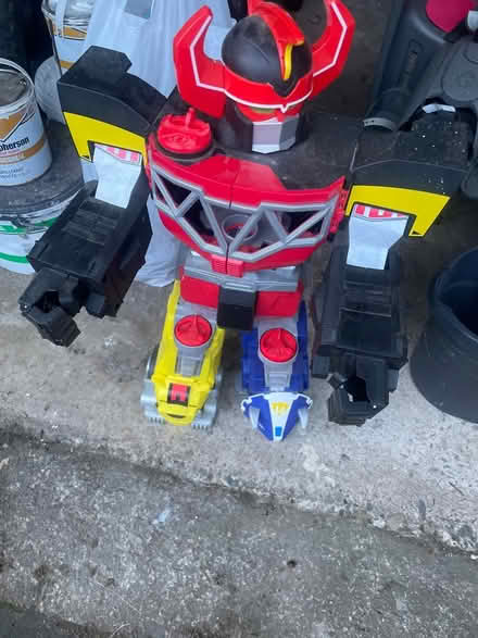 Photo of free Transformer toy (Comiston EH10) #3