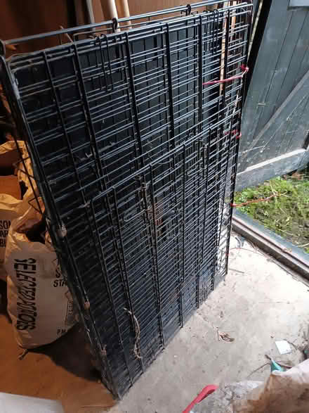 Photo of free Dog cage (West Farleigh) #1