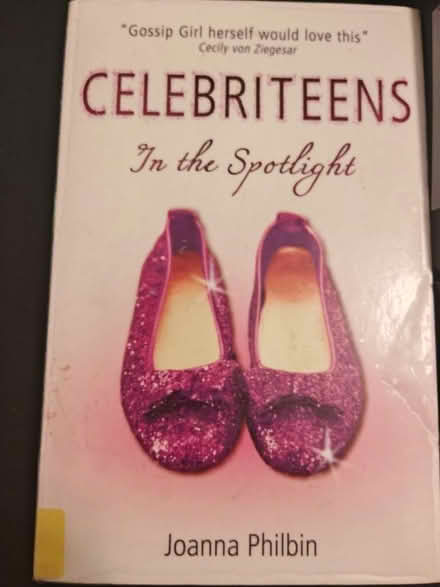 Photo of free Celebrities In the Spotlight fiction (Strood ME2) #1