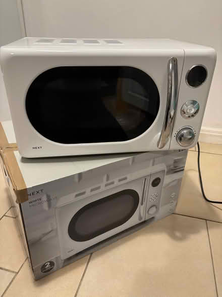 Photo of free NEXT White Microwave 800w (Eversley RG27) #1