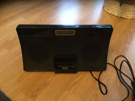 Photo of free DAB Radio with IPod docking (Gidea Park RM2) #1